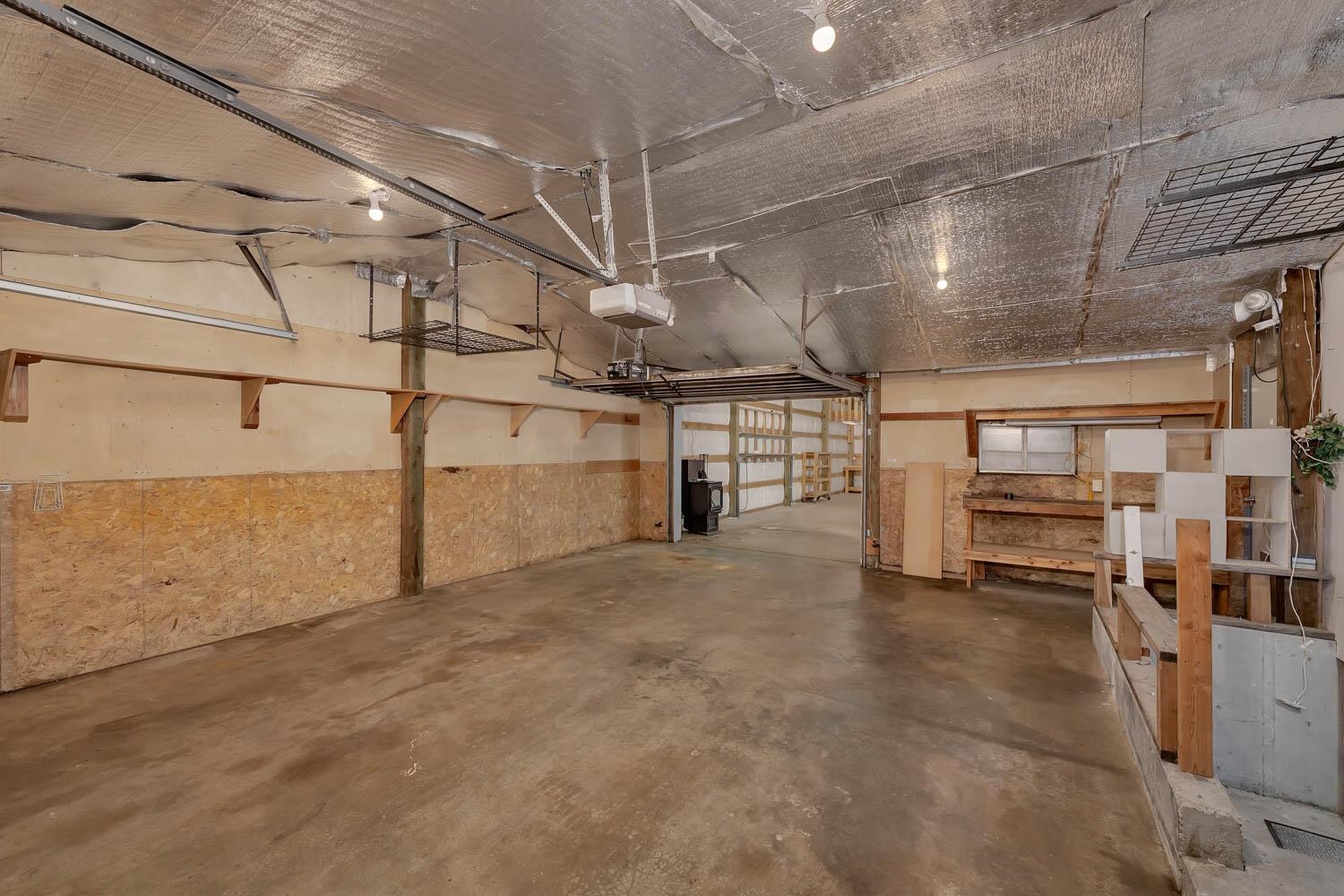 6216 South Cook Street Spokane, WA 99223 - Photo 4 of 37