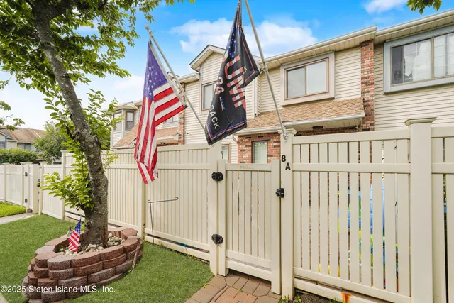 $570,888 | 8 Mc Divitt Avenue, Unit A | New Springville