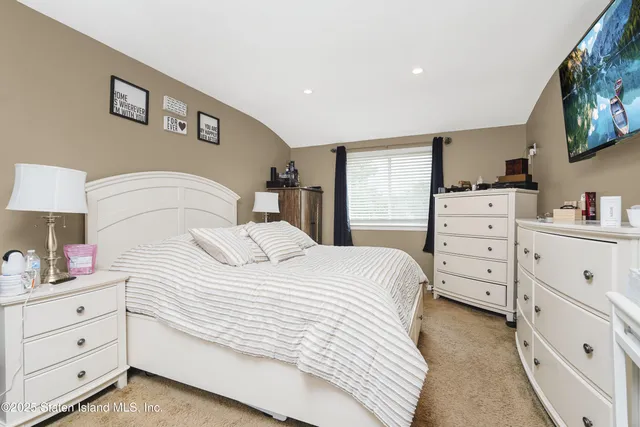 $570,888 | 8 Mc Divitt Avenue, Unit A | New Springville