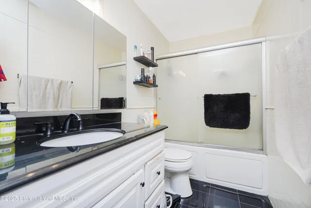 $570,888 | 8 Mc Divitt Avenue, Unit A | New Springville