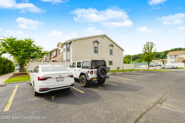 $570,888 | 8 Mc Divitt Avenue, Unit A | New Springville