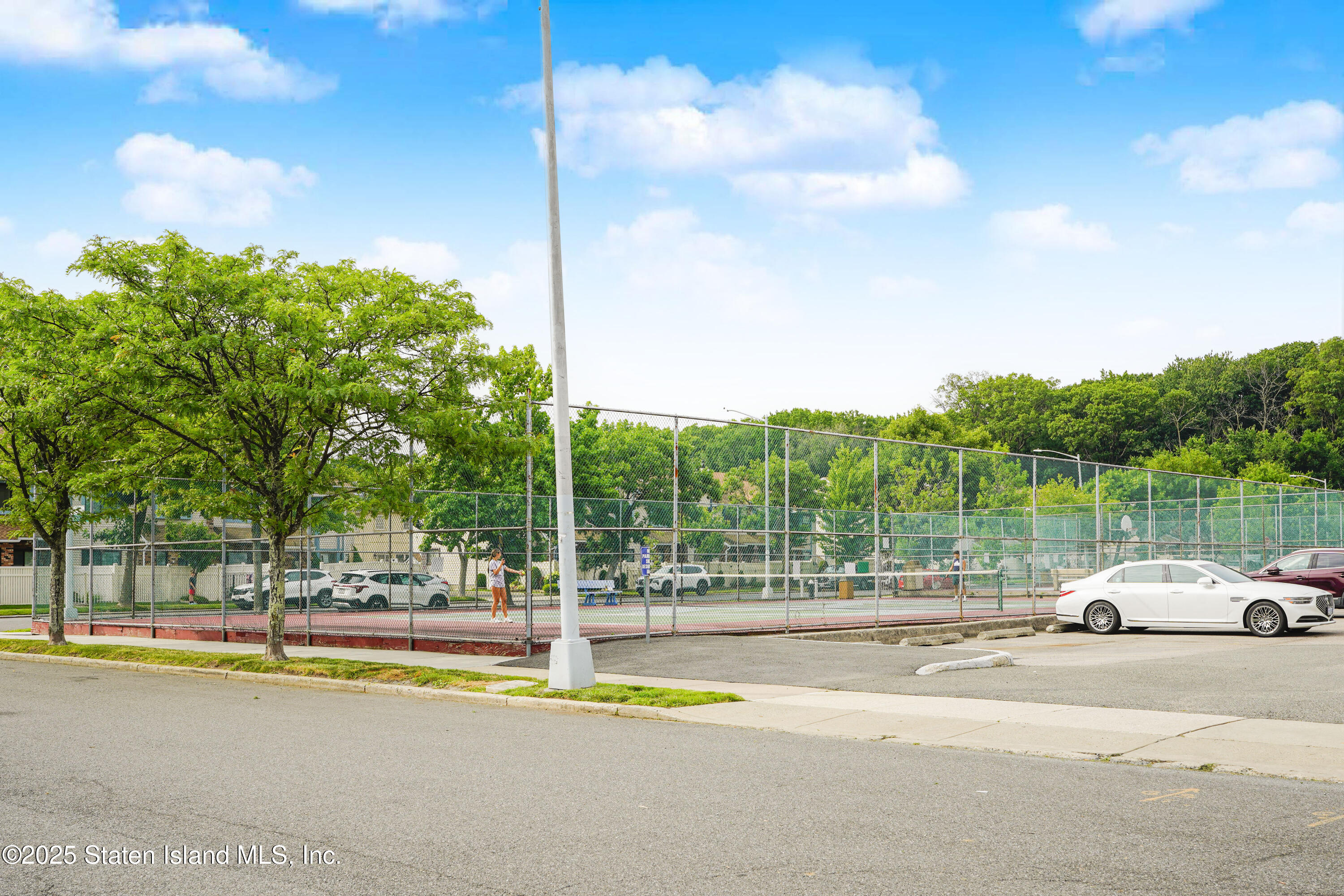 8 Mc Divitt Avenue, Unit A Staten Island, NY 10314 - Photo 29 of 30 tennis court and basket ball court beyon