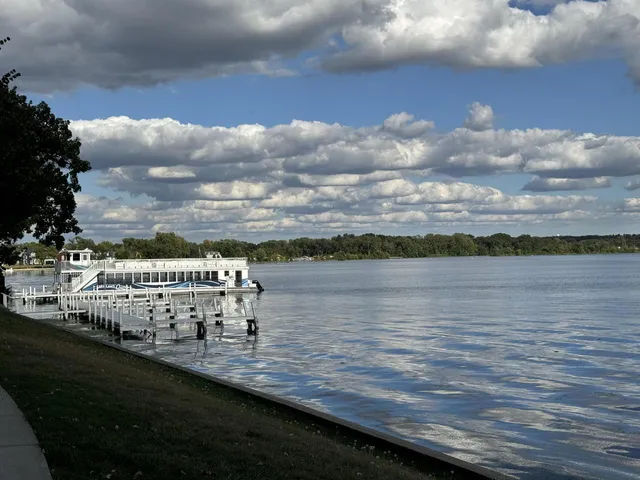 $46,900 | 2400 East Geneva, Unit 1815, Williams Bay, WI 53115