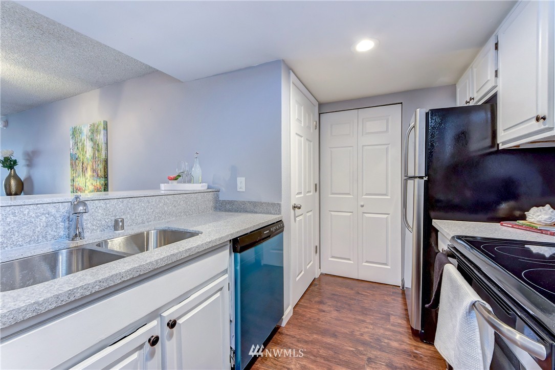 611 Southwest 5th Court, Unit A101 Renton, WA 98057 - Photo 1 of 15