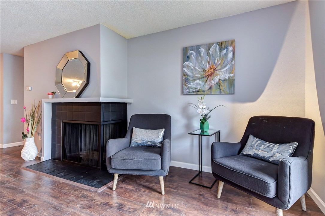 611 Southwest 5th Court, Unit A101 Renton, WA 98057 - Photo 2 of 15