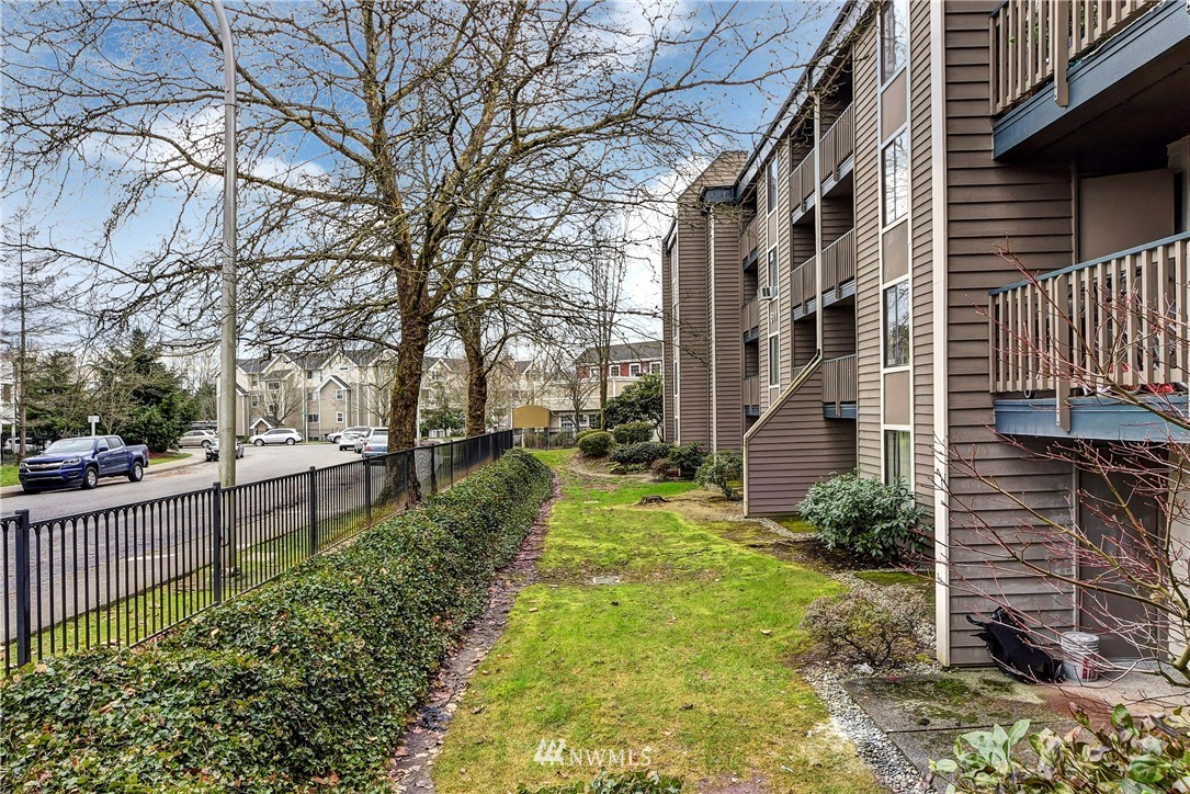 611 Southwest 5th Court, Unit A101 Renton, WA 98057 - Photo 14 of 15