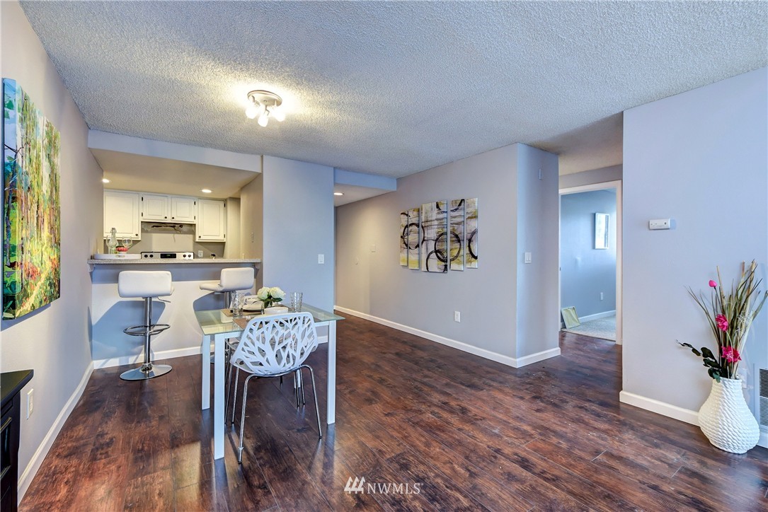 611 Southwest 5th Court, Unit A101 Renton, WA 98057 - Photo 4 of 15