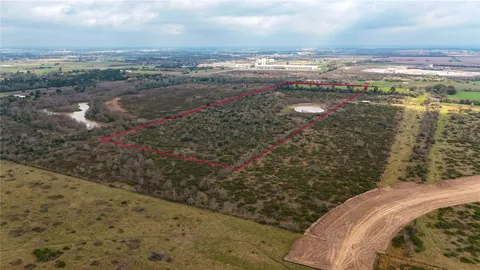 a view of an ocean beach