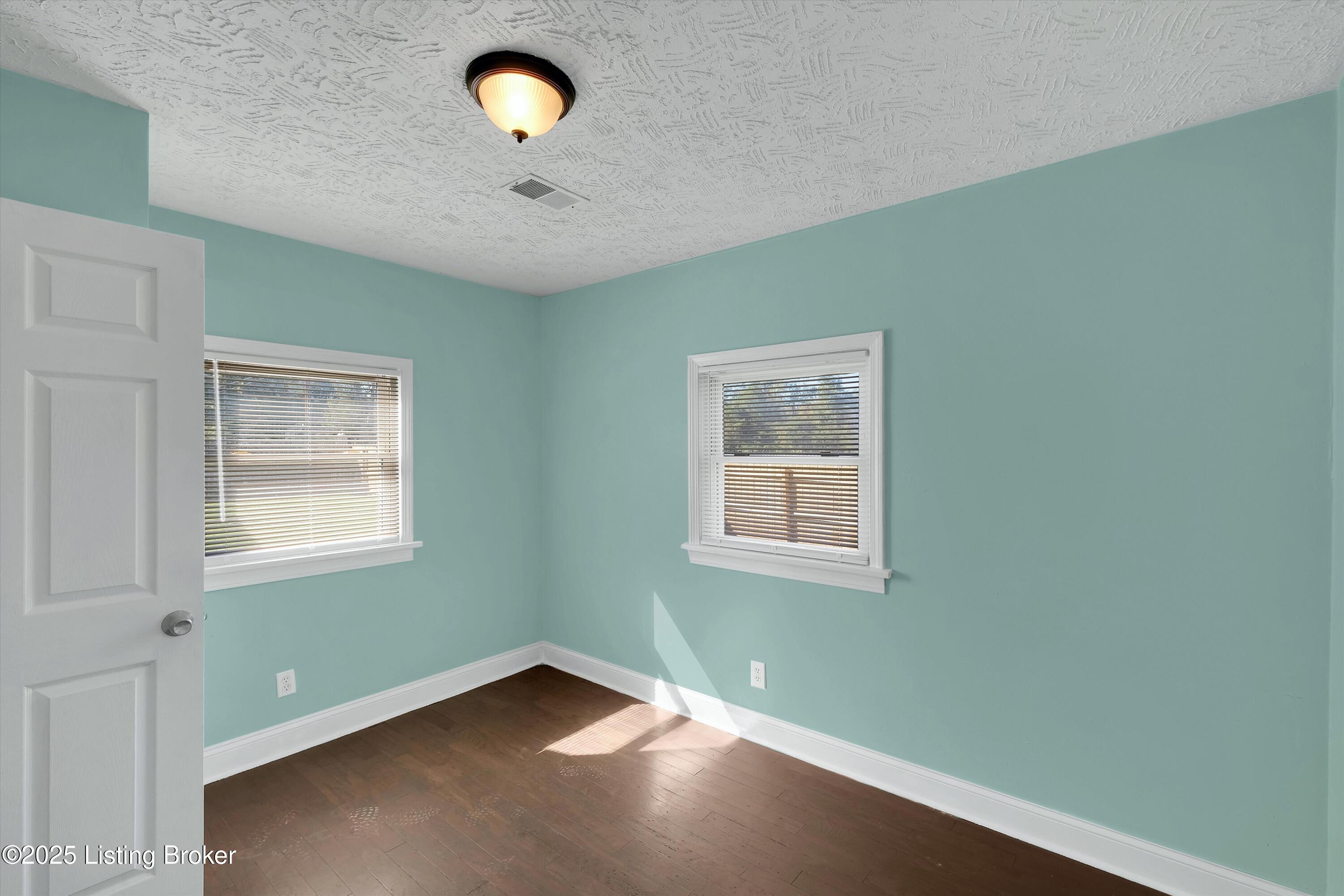 6647 Sylvania Road Louisville, KY 40258 - Photo 13 of 23 3rd Bedroom