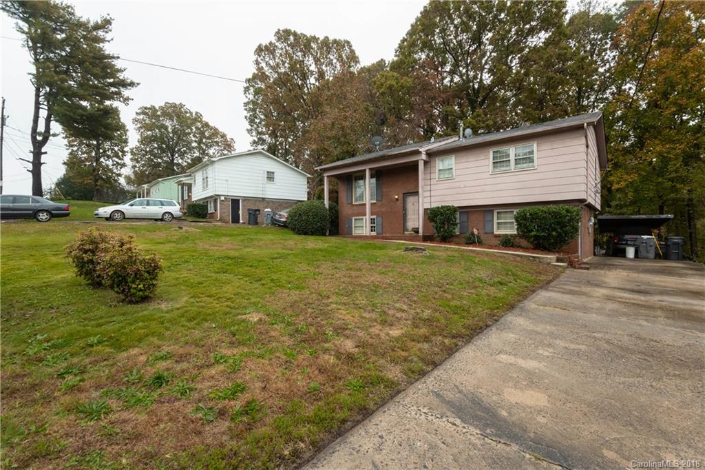 341 Sleepy Hollow Road Charlotte, NC 28217 - Photo 2 of 30