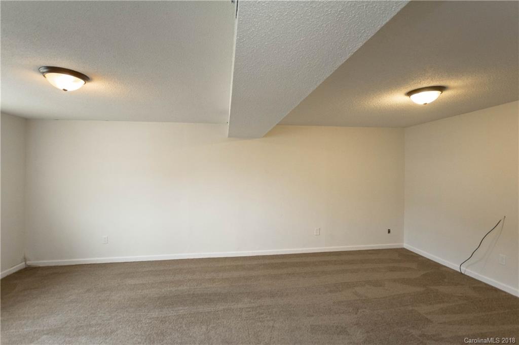 341 Sleepy Hollow Road Charlotte, NC 28217 - Photo 18 of 30