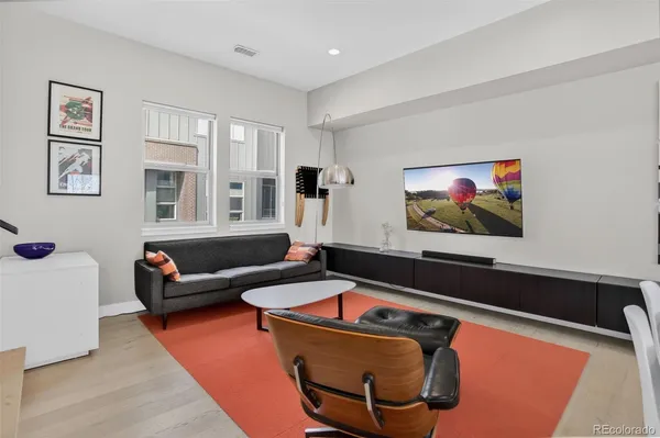$750,000 | 5022 South Platte River Parkway, Littleton, CO 80123