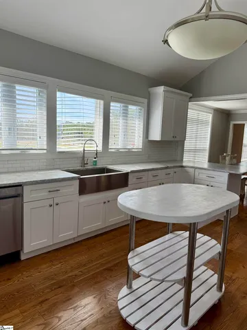 $3,199 | 909 Anderson Ridge Road, Greer, SC 29651