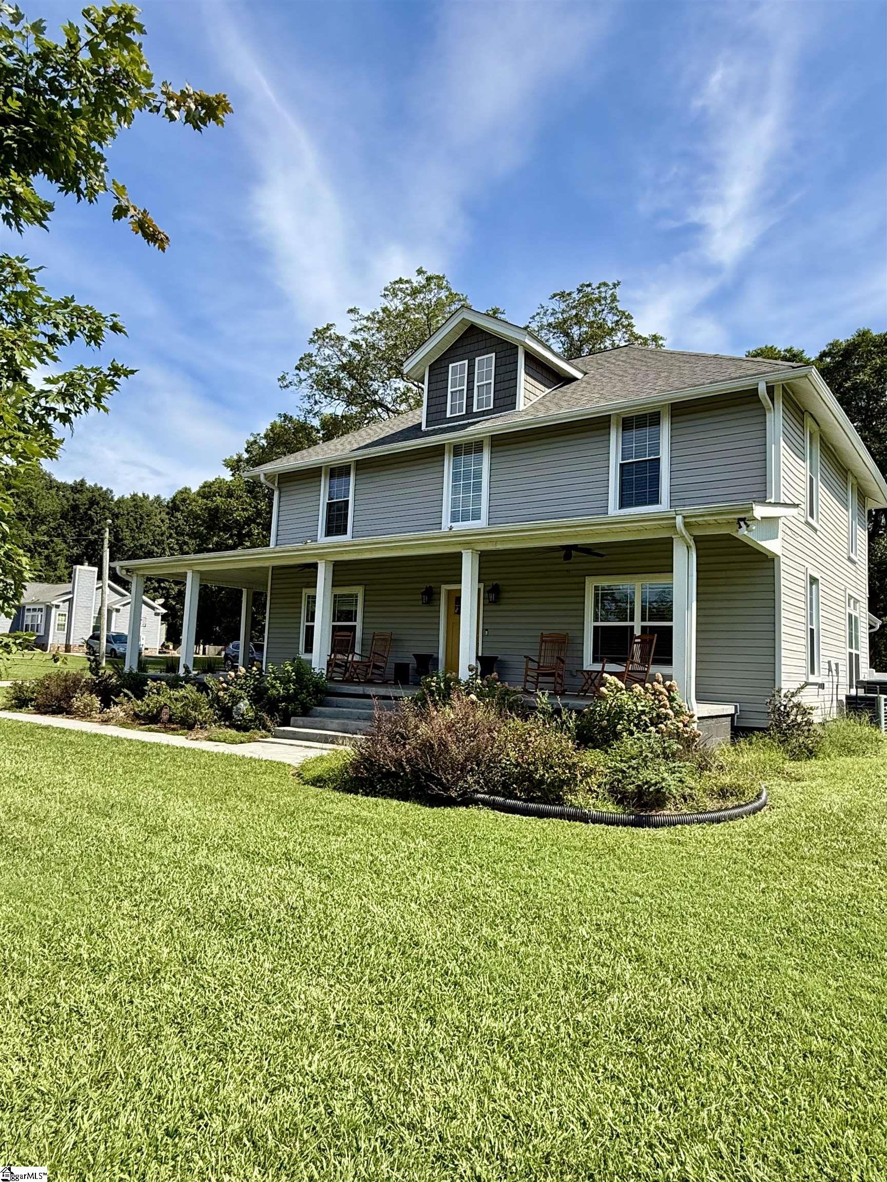 909 Anderson Ridge Road Greer, SC 29651 - Photo 2 of 27