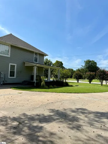 $3,199 | 909 Anderson Ridge Road, Greer, SC 29651