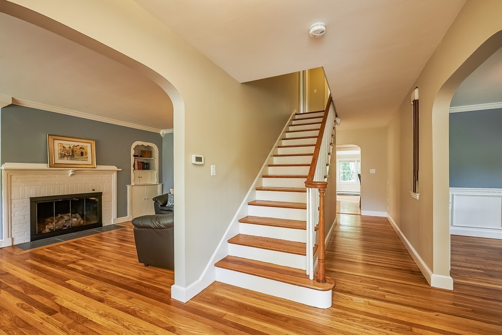 24 Fairfax Road Milton, MA 02186 - Photo 3 of 25 Gallery Image 3
