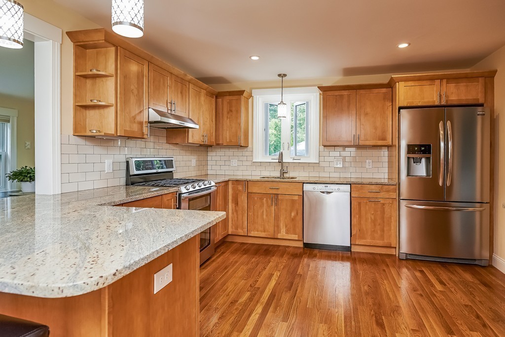24 Fairfax Road Milton, MA 02186 - Photo 9 of 25 Gallery Image 9