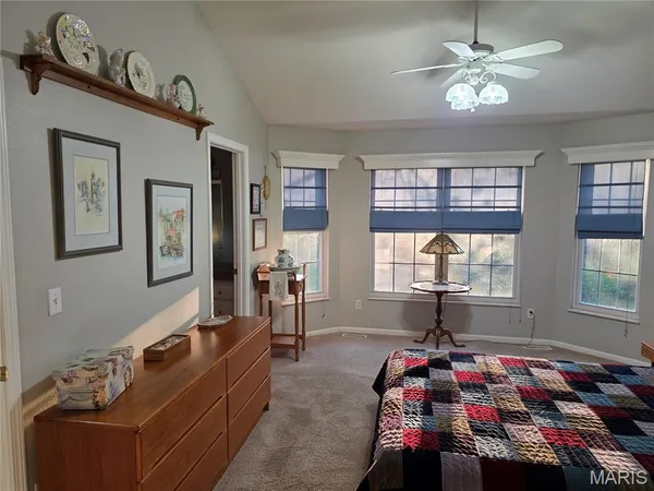 $350,000 | 2733 Fieldstone Drive, Maryville, IL 62062