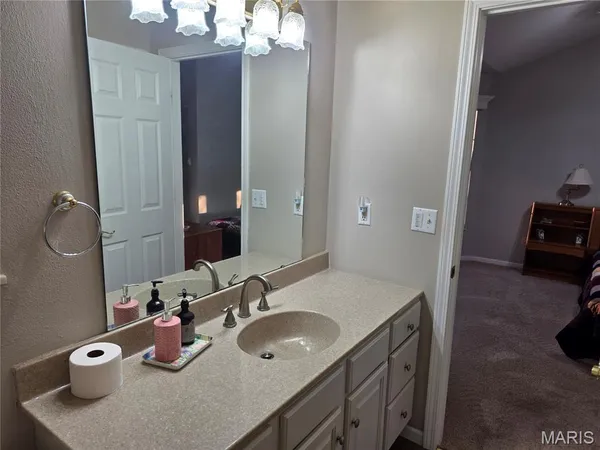 $350,000 | 2733 Fieldstone Drive, Maryville, IL 62062