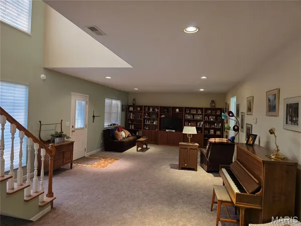 $350,000 | 2733 Fieldstone Drive, Maryville, IL 62062