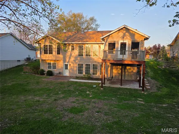 $350,000 | 2733 Fieldstone Drive, Maryville, IL 62062