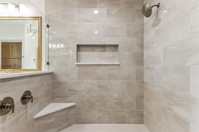 $699,900 | 151 Ava Rose Lane, Waxahachie, TX 75167