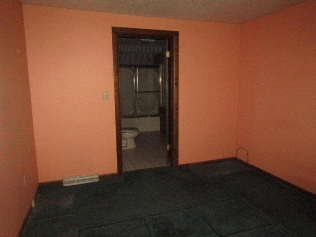 810 Venetia Road Venetia, PA 15367 - Photo 24 of 31 Gallery Image 24