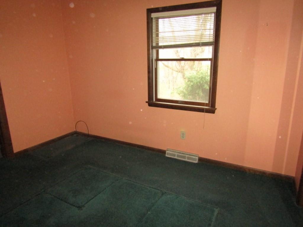 810 Venetia Road Venetia, PA 15367 - Photo 25 of 31 Gallery Image 25