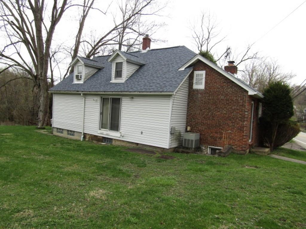 810 Venetia Road Venetia, PA 15367 - Photo 3 of 31 Gallery Image 3