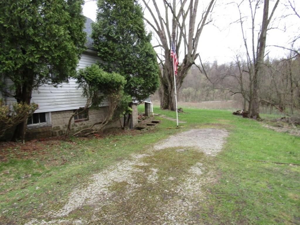 810 Venetia Road Venetia, PA 15367 - Photo 5 of 31 Gallery Image 5