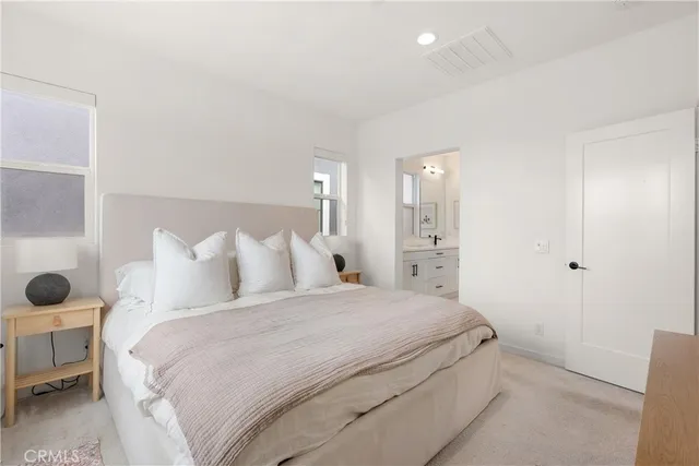 $1,249,888 | 519 Caleigh Lane, Costa Mesa, CA 92627