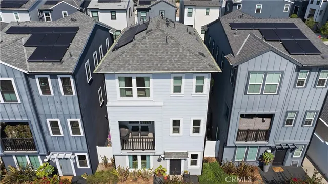 $1,249,888 | 519 Caleigh Lane, Costa Mesa, CA 92627