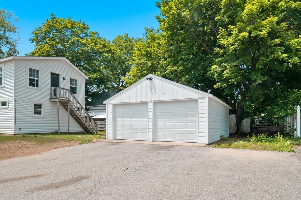 32 Quinebaug Road Dudley, MA 01571 - Photo 2 of 21 Gallery Image 2