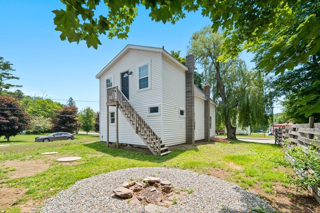 32 Quinebaug Road Dudley, MA 01571 - Photo 3 of 21 Gallery Image 3