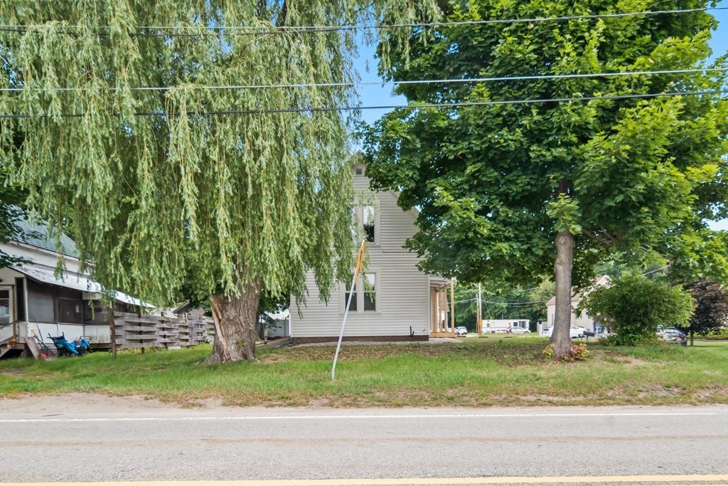 32 Quinebaug Road Dudley, MA 01571 - Photo 4 of 21 Gallery Image 4