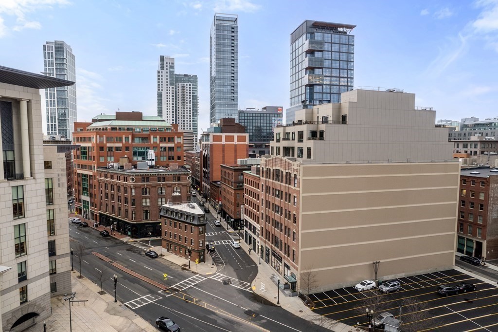 121 Portland Street, Unit 206 Boston, MA 02114 - Photo 34 of 35 a picture of city view