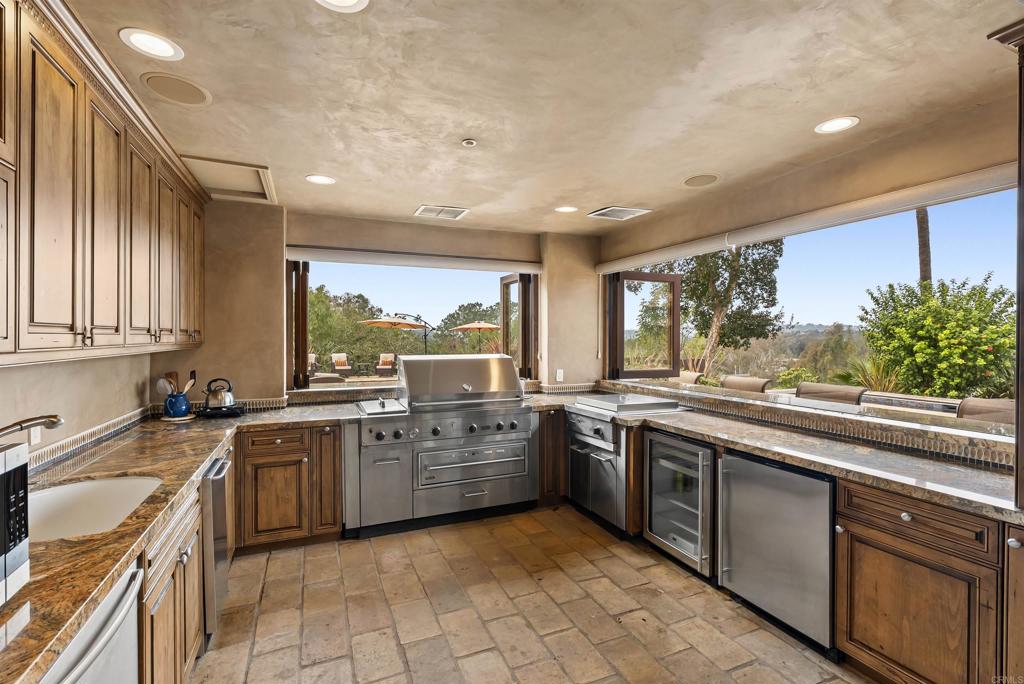 4631 La Orilla Rancho Santa Fe, CA 92067 - Photo 21 of 35