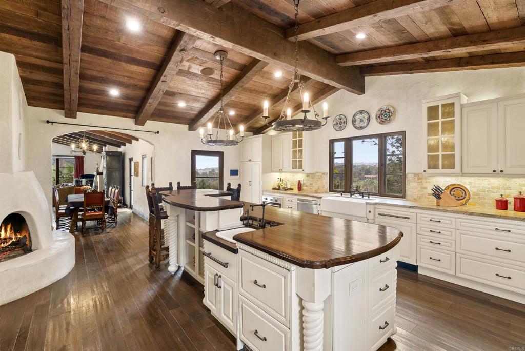 4631 La Orilla Rancho Santa Fe, CA 92067 - Photo 5 of 35