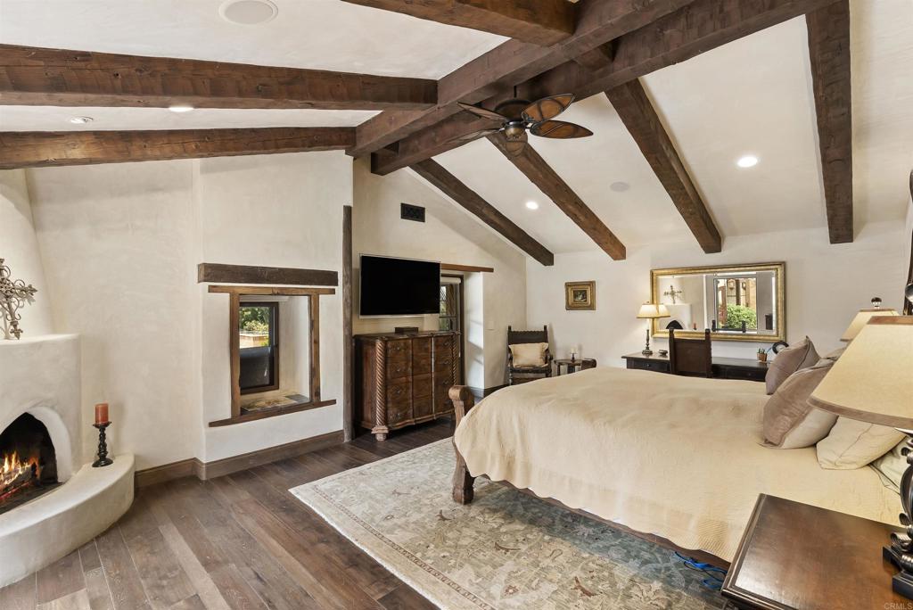 4631 La Orilla Rancho Santa Fe, CA 92067 - Photo 10 of 35