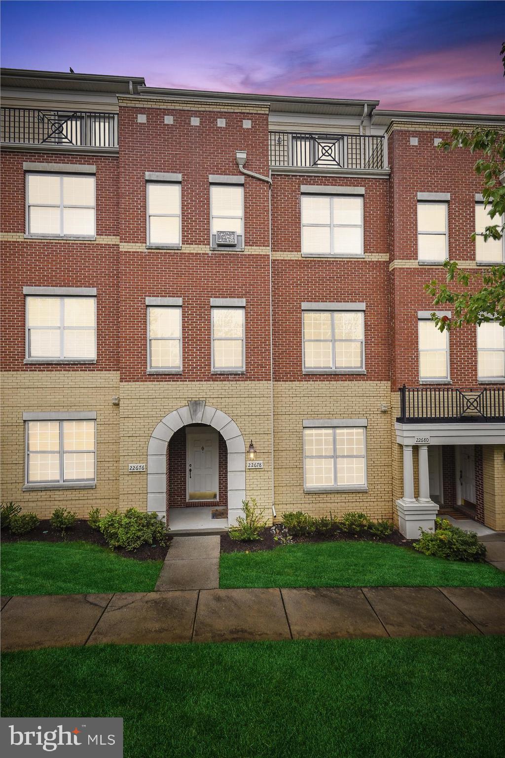 22678 Verde Gate Terrace Brambleton, VA 20148 - Photo 2 of 39 a front view of a house