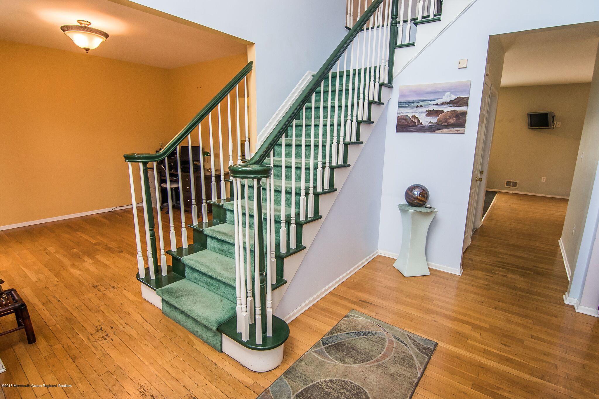 46 Bedle Road Hazlet, NJ 07730 - Photo 13 of 35 46 bedle rd 23