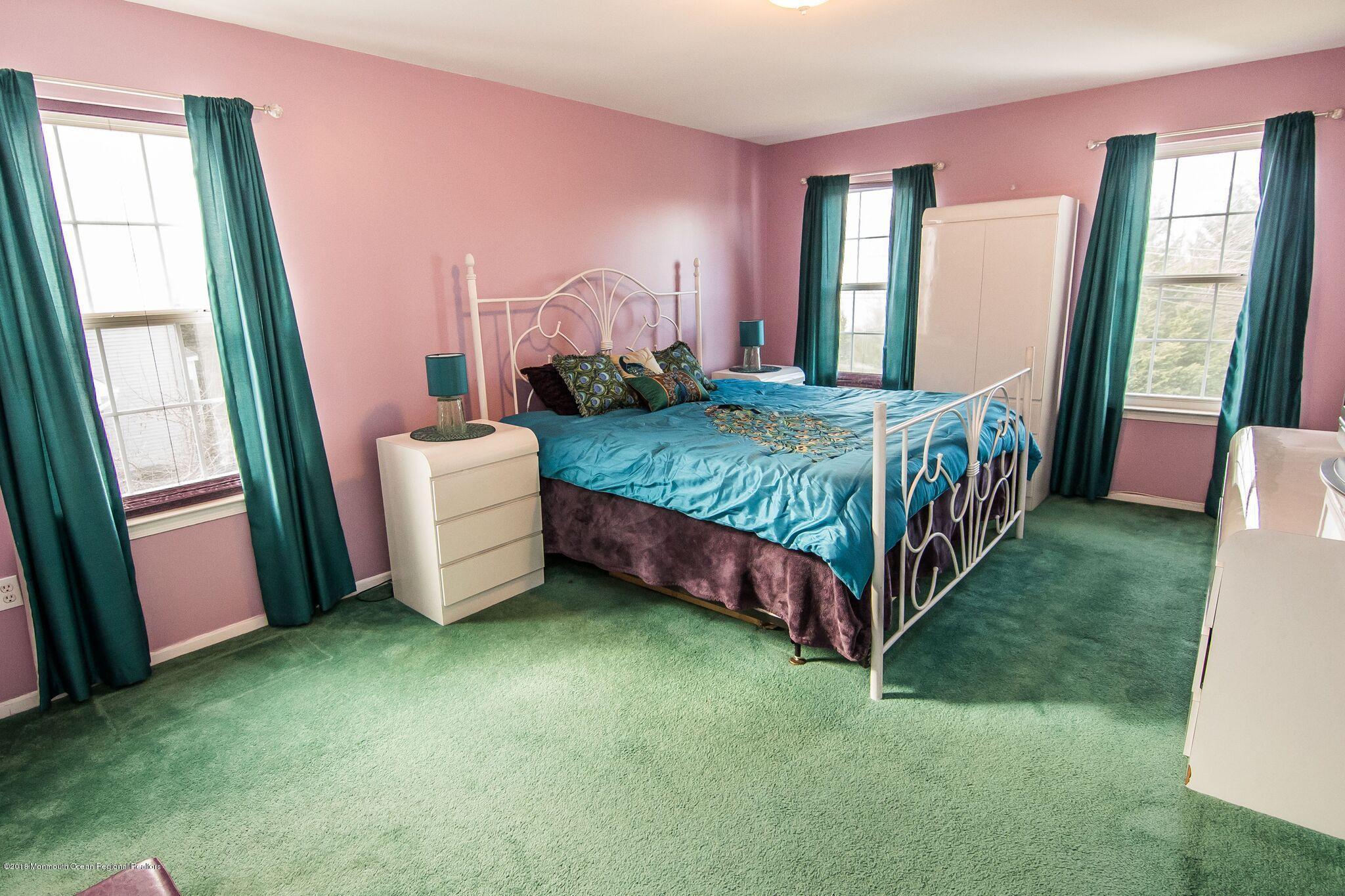 46 Bedle Road Hazlet, NJ 07730 - Photo 14 of 35 46 bedle rd 3