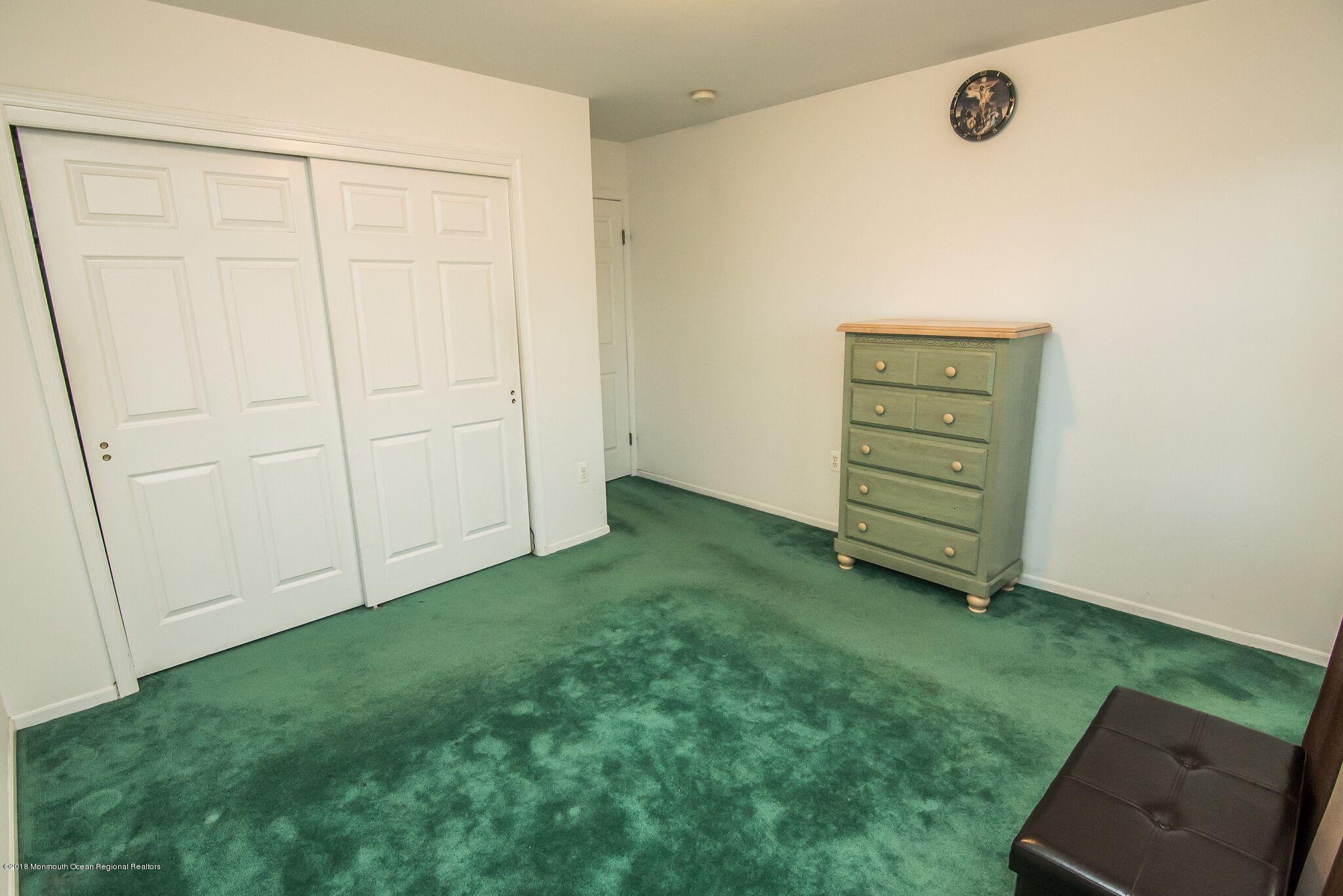 46 Bedle Road Hazlet, NJ 07730 - Photo 21 of 35 46 bedle rd 11