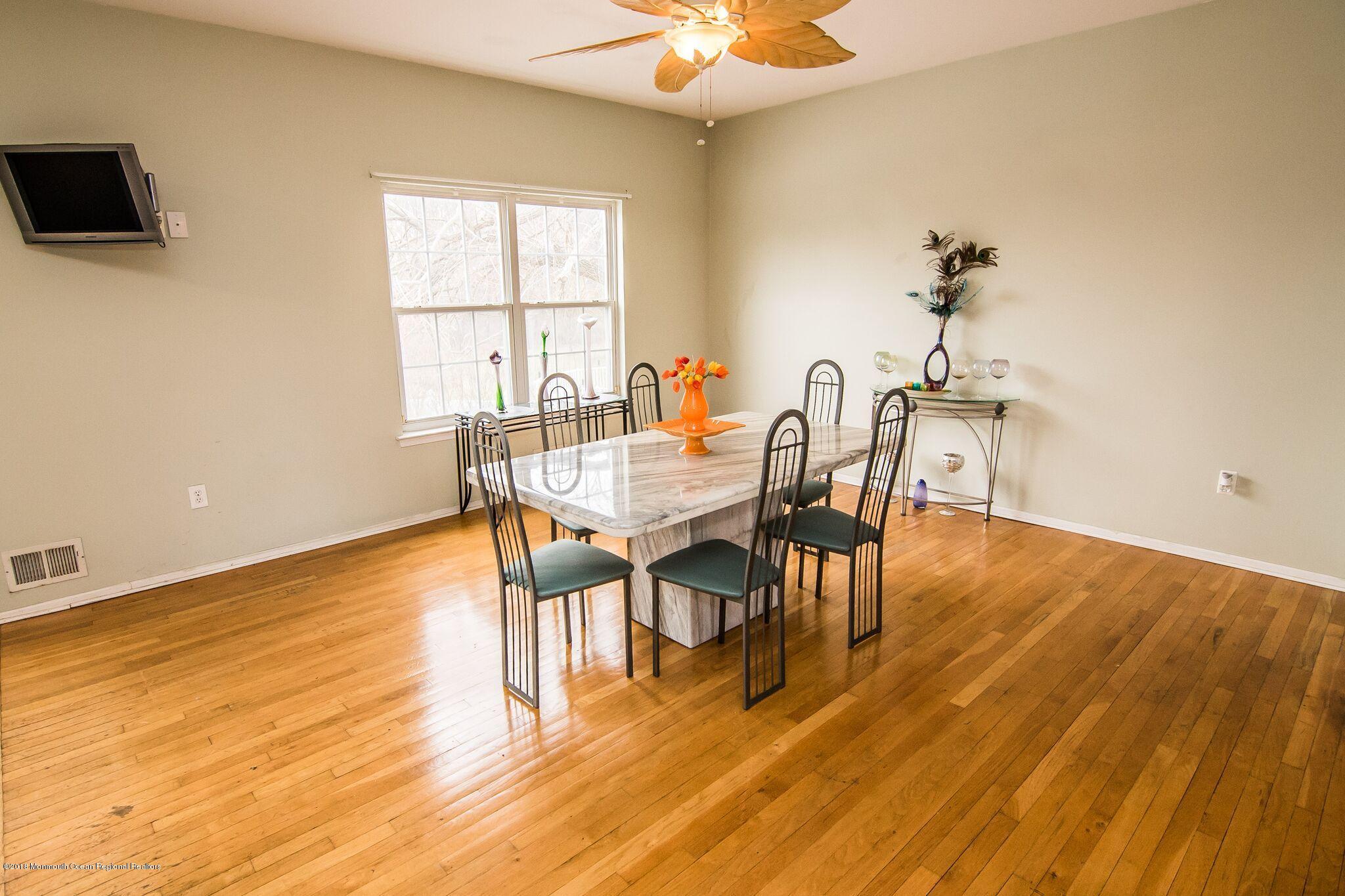 46 Bedle Road Hazlet, NJ 07730 - Photo 3 of 35 46 bedle rd 18
