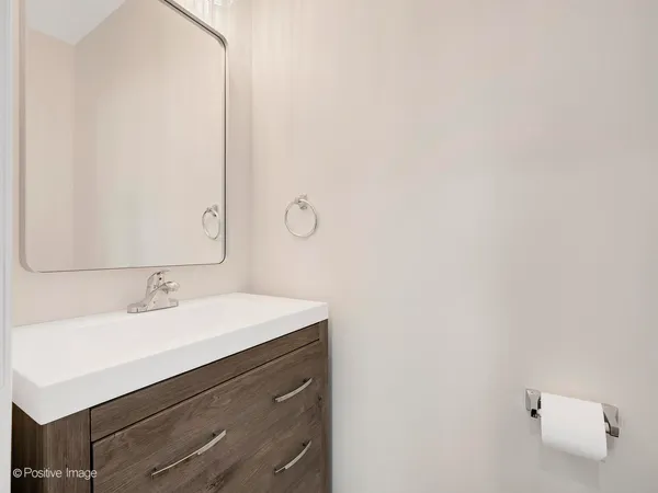 $5,500 | 4206 Forest Avenue, Downers Grove, IL 60515