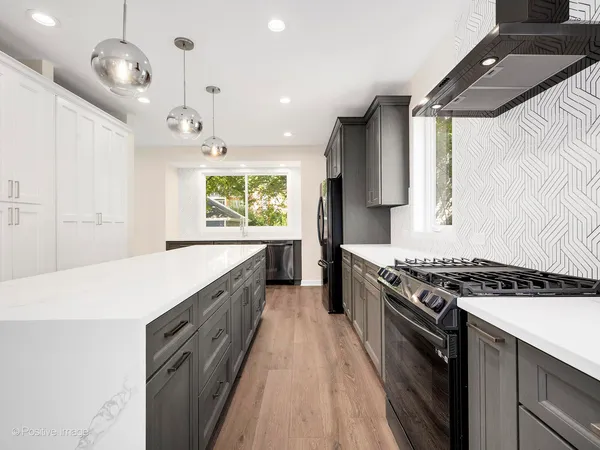 $5,500 | 4206 Forest Avenue, Downers Grove, IL 60515