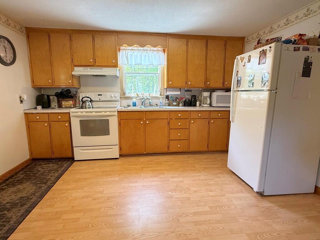 13 Hyde Road Jay, ME 04239 - Photo 2 of 28 30