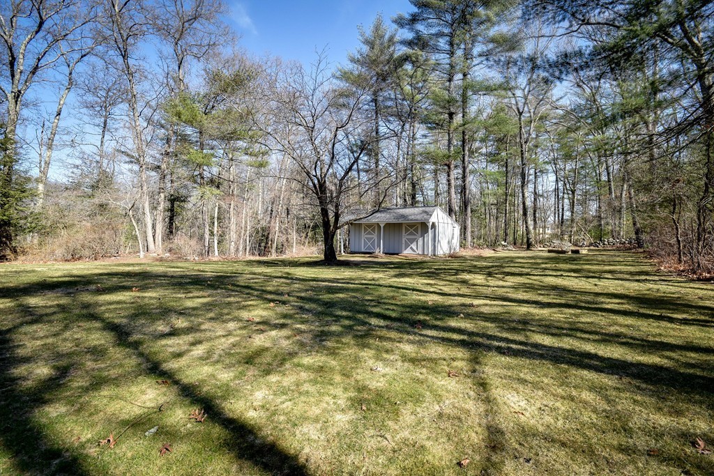 27 Stoney Brook Road Sherborn, MA 01770 - Photo 3 of 22 Gallery Image 3