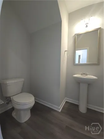 $2,500 | 101 Fenway Street, Savannah, GA 31407