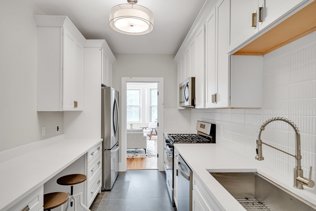 1485 Beacon Street, Unit 2 Brookline, MA 02446 - Photo 3 of 13